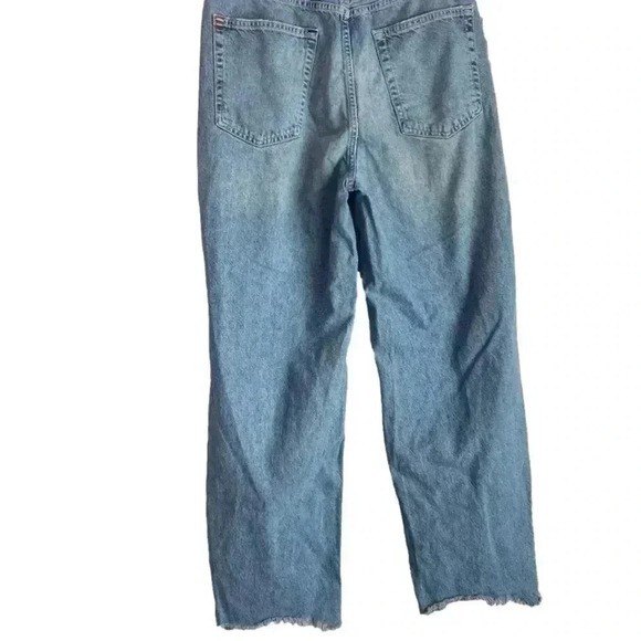 BDG Urban Outfitters High Rise Baggy Jeans Extremely Distressed Size 30 - Picture 2 of 2